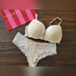 NEW NWOT Victoria's Secret Cream Lace Bra and Panty Set:34D,M